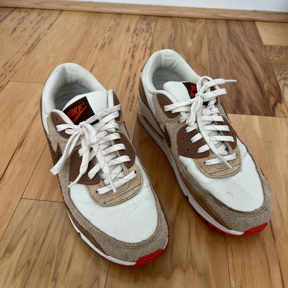 Nike White and Brown Air Max